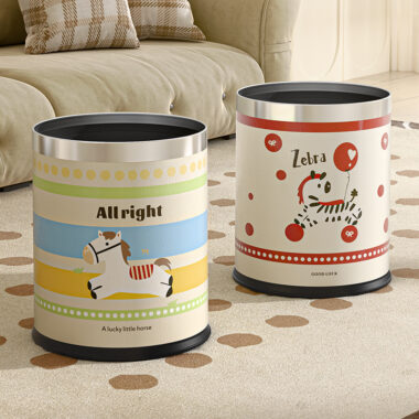 Cute cartoon leather trash bin