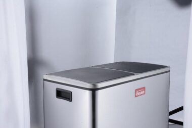 60L Stainless Steel Step Pedal Bin