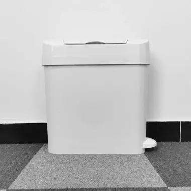 Automatic Lid Plastic Trash Can
