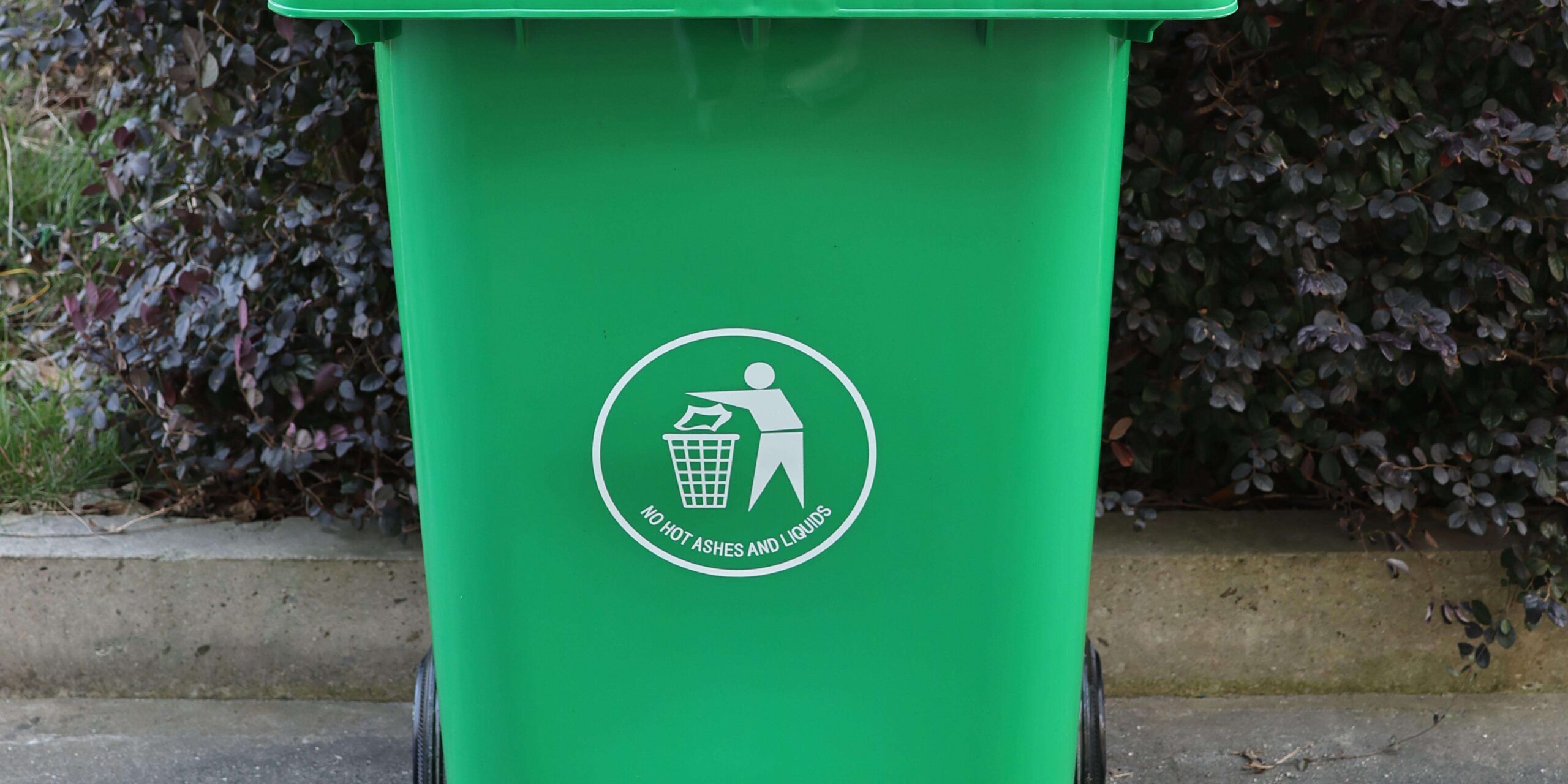 240L yellow hospital medical waste bin