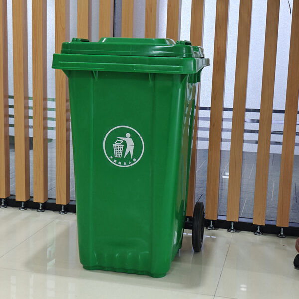 Plastic wheelie dustbins in 100L